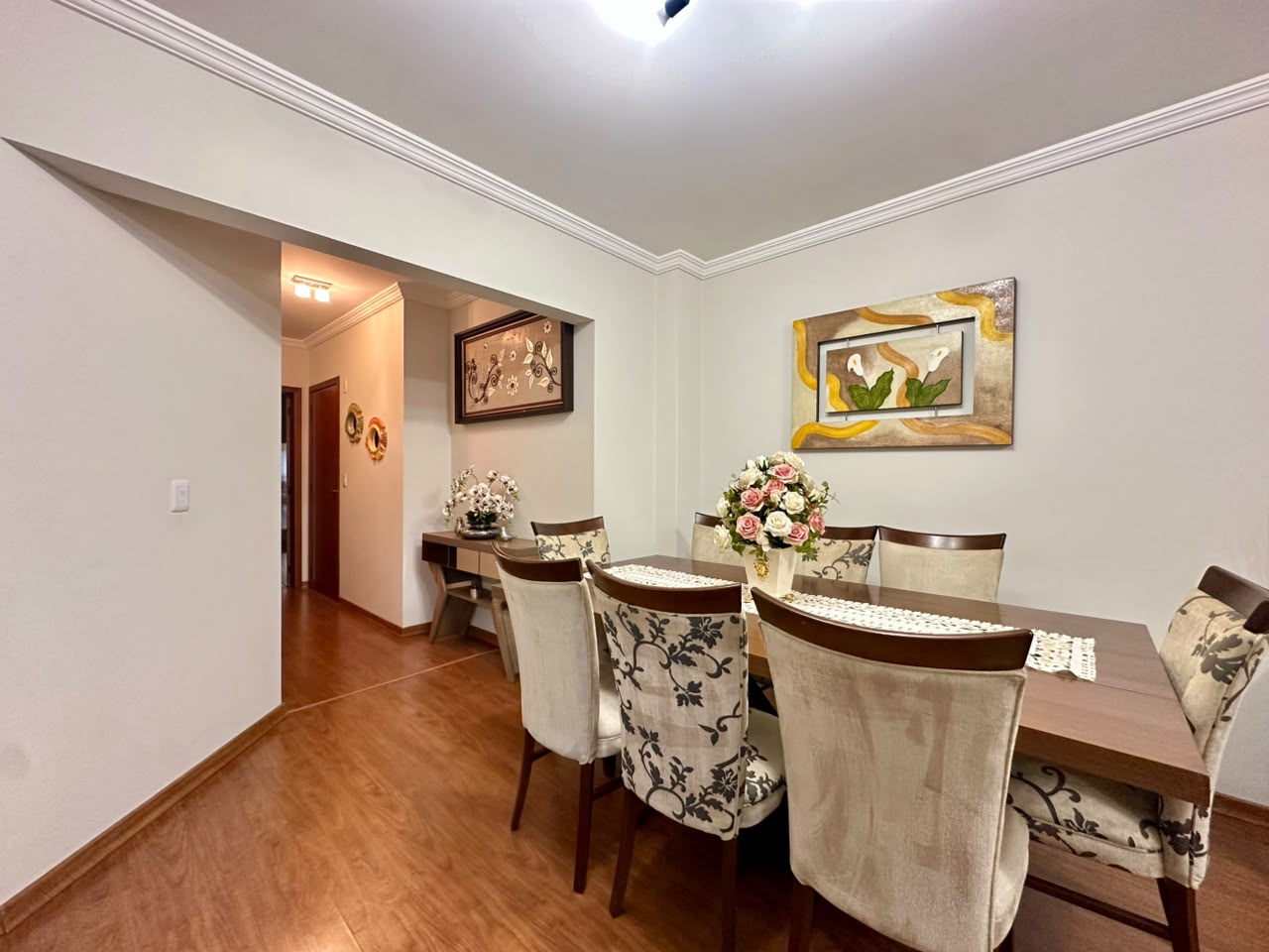 Apartamento com 3 dormitórios (1 suíte) à venda em Meia Praia, Itapema — Napoli — ambiente 4