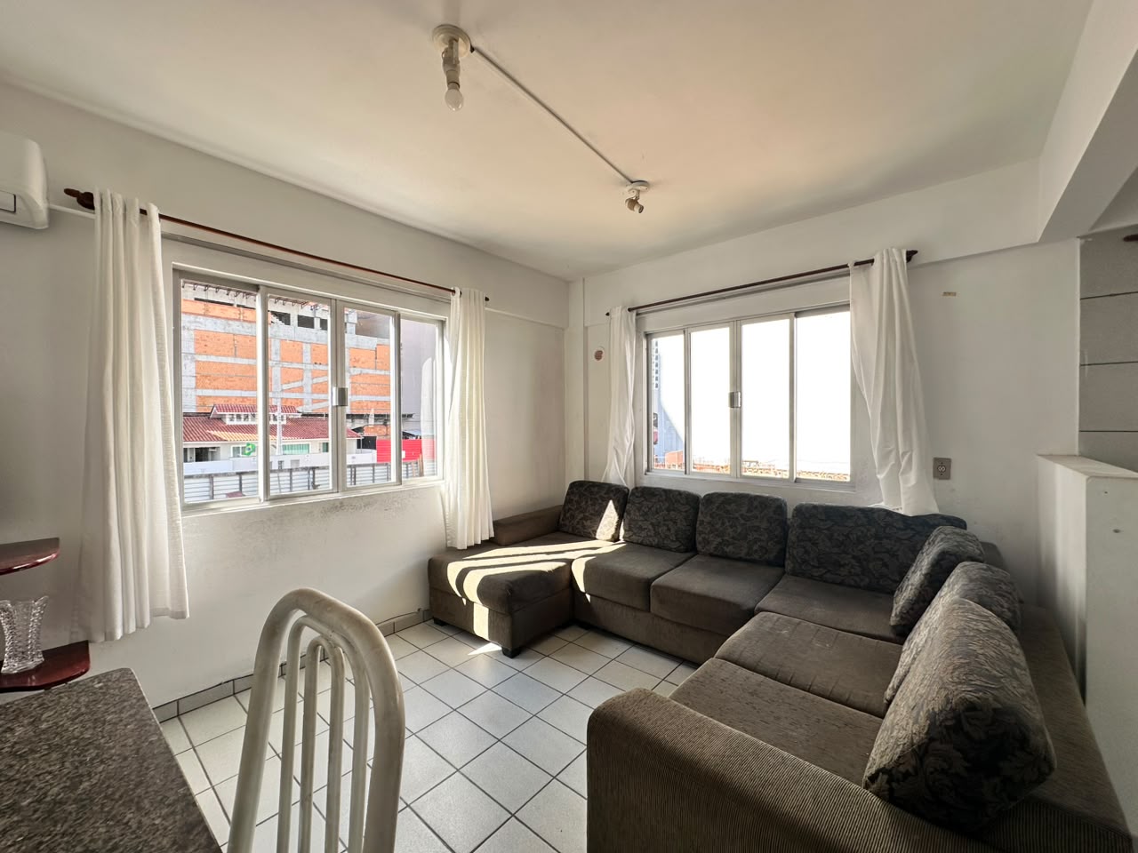 Apartamento com 2 dormitórios à venda em Centro, Itapema — Michele — ambiente 4